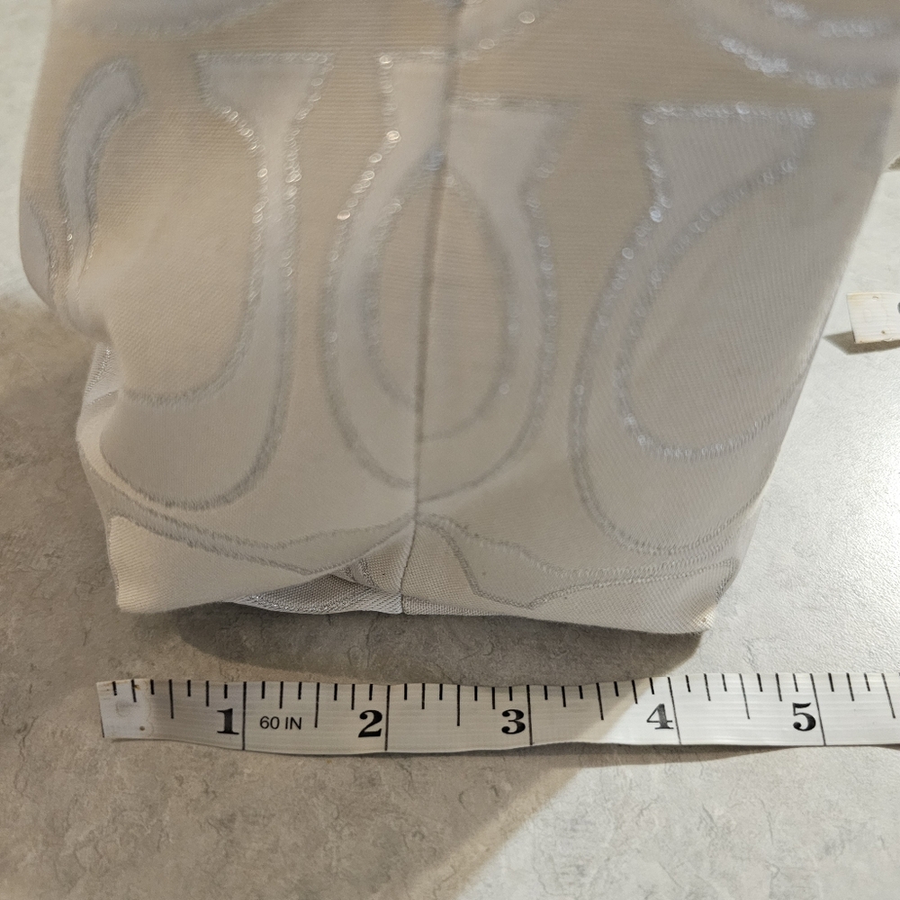 Coach Cream Signature Tote Bag - Picture 15 of 15